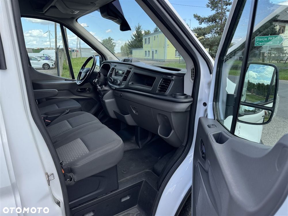 Ford TRANSIT MK8 - 16