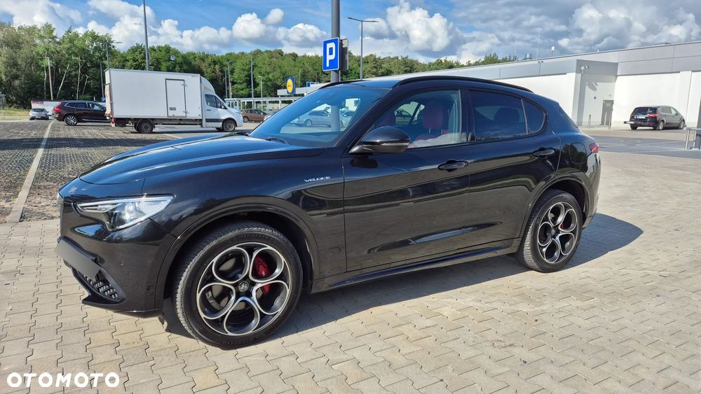 Alfa Romeo Stelvio 2.0 Turbo 16V AT8-Q4 Veloce - 11