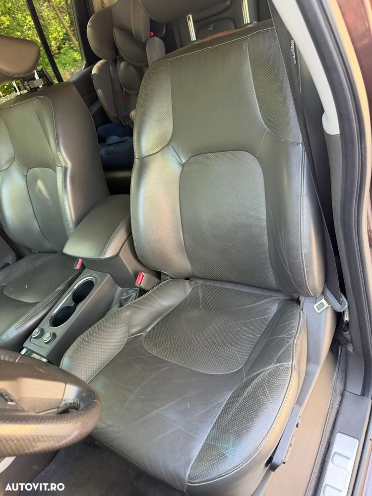 Nissan Pathfinder 2.5 dCi DPF All Mode 4X4 SE Aut. - 29