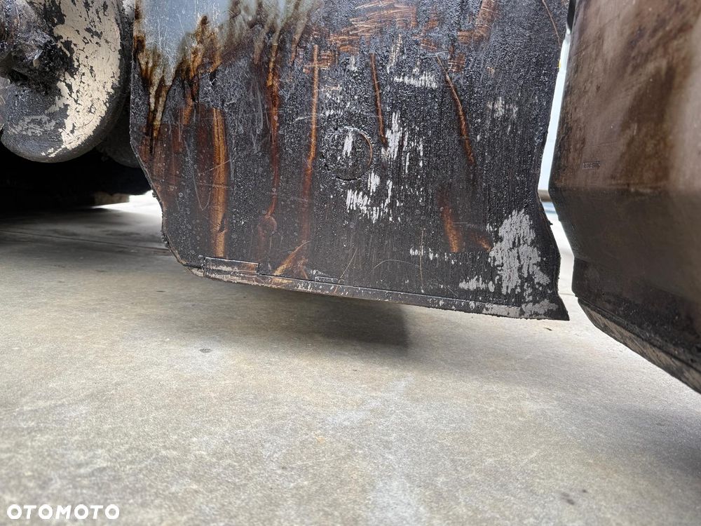 Volvo ABG 2820 - 14