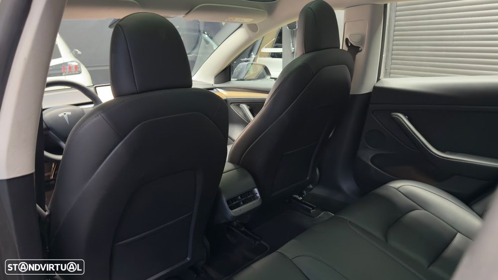 Tesla Model 3 Long Range Tração Integral - 29