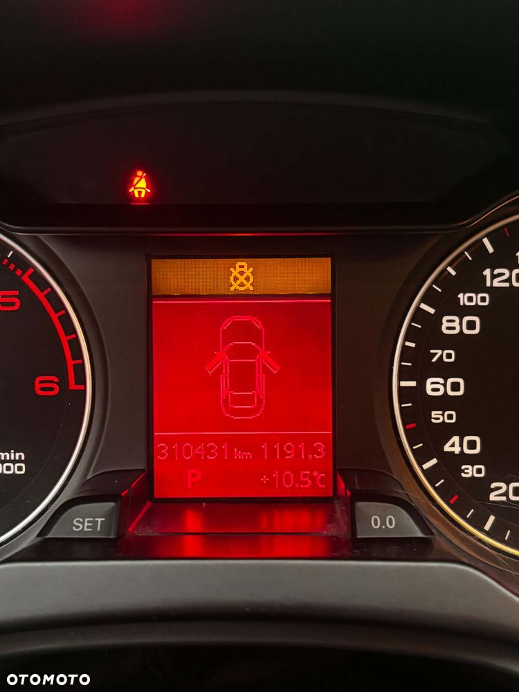 Audi A4 Avant - 13