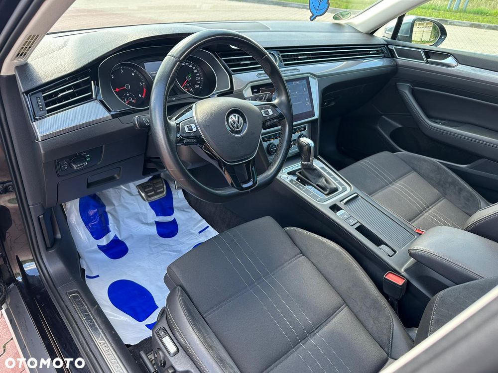 Volkswagen Passat Alltrack 2.0 TDI SCR DSG 4Motion - 15