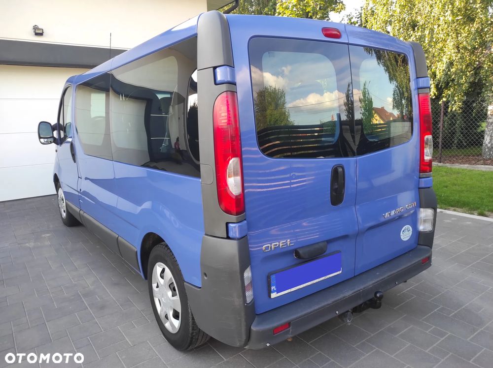 Opel Vivaro L2H1 2.9t - 10
