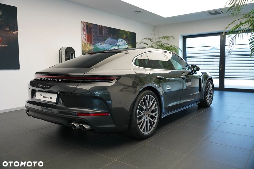 Porsche Panamera 4 - 6