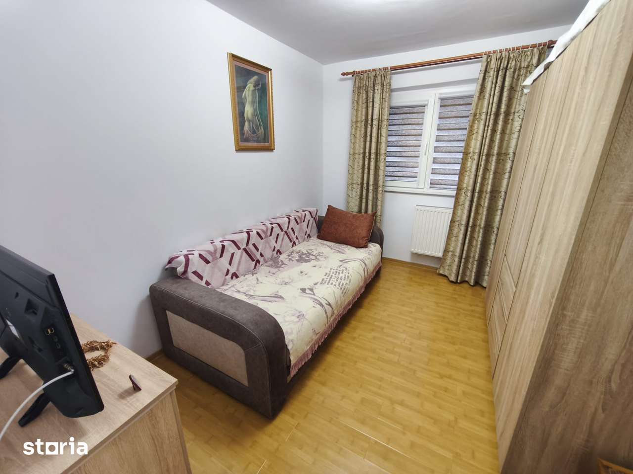 ROANDY - Apartament 2 camere renovat,mobilat si utilat-Malu Rosu — fotografia 3