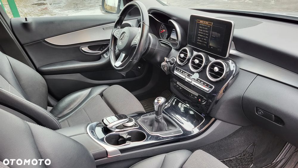 Mercedes-Benz Klasa C 180 (BlueEFFICIENCY) Avantgarde - 9