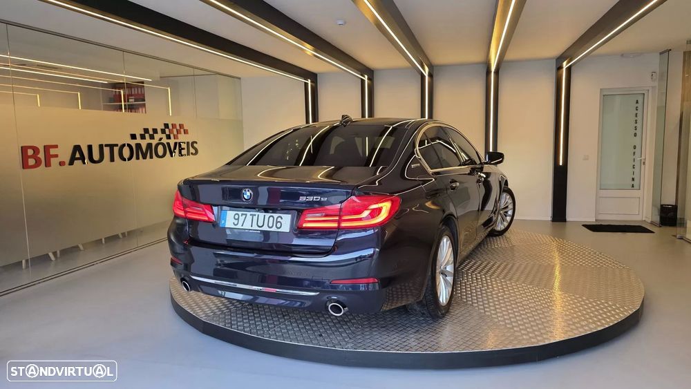 BMW 530 e iPerformance Line Luxury - 19