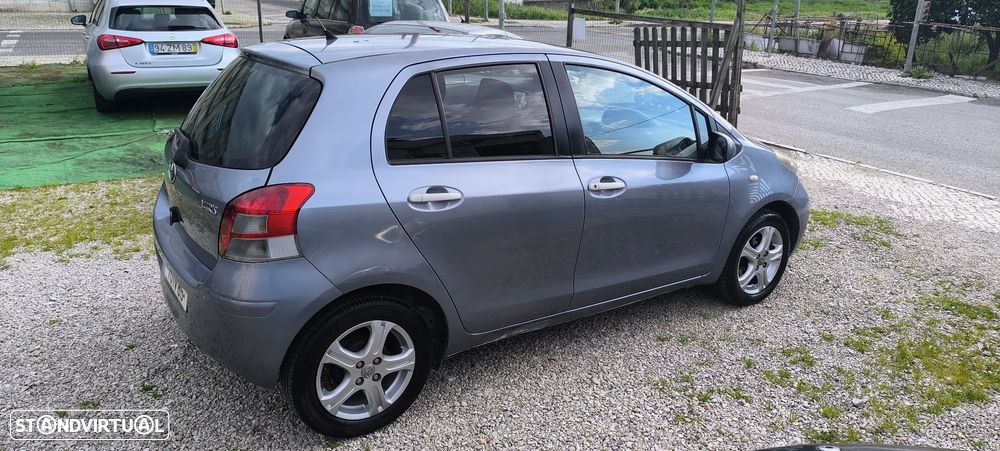 Toyota Yaris 1.0 VVT-i ACtive+AC - 3
