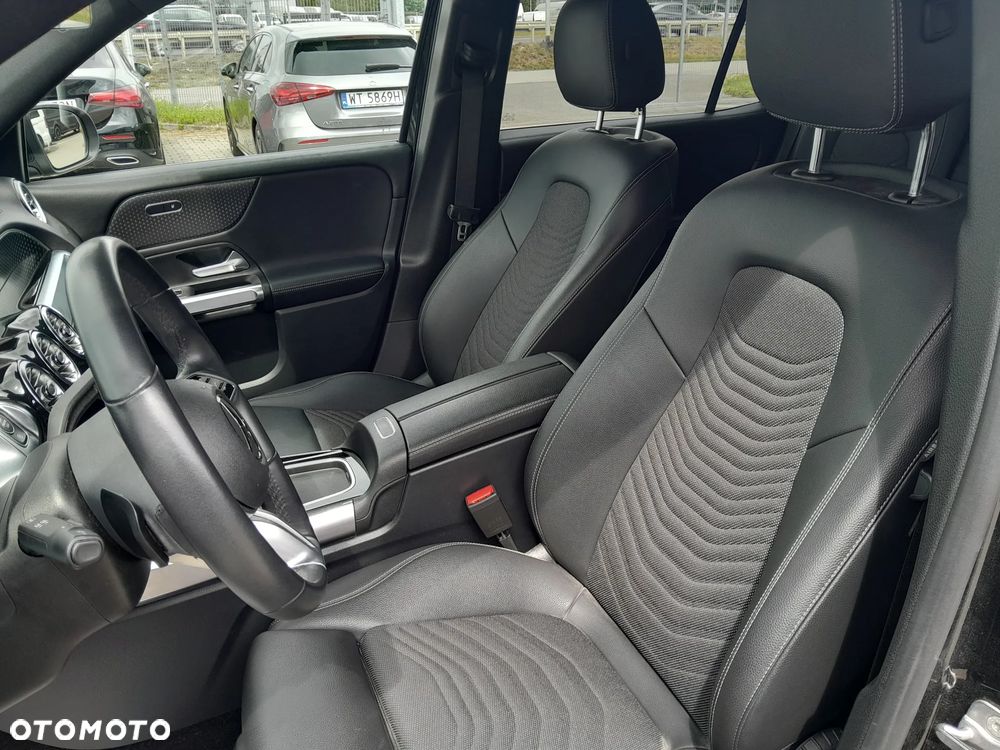 Mercedes-Benz GLB 200 Progressive 7G-DCT - 10