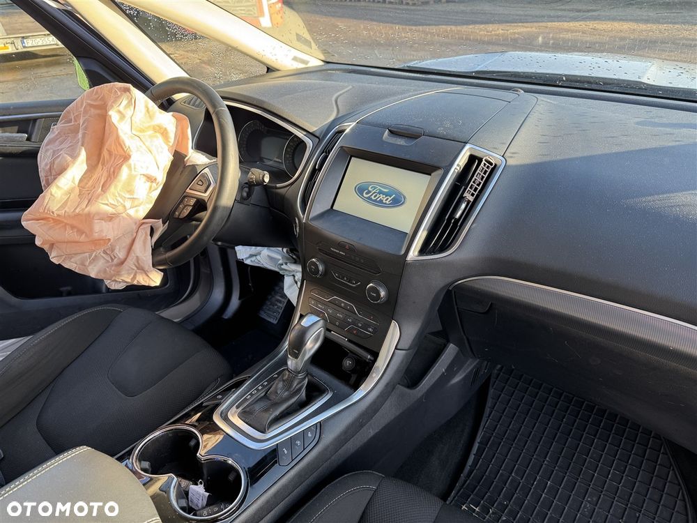 Ford S-Max 2.0 TDCi Titanium PowerShift - 12