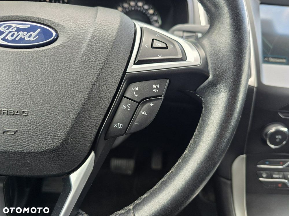 Ford S-Max - 18