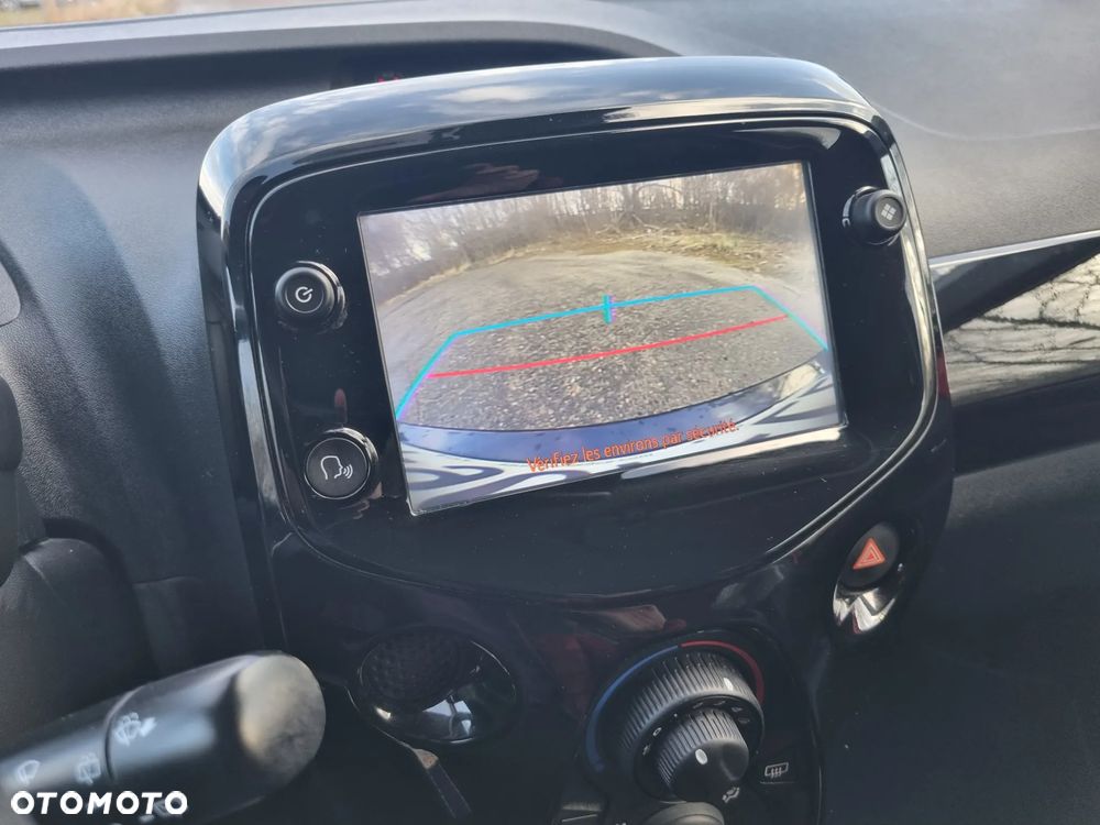 Toyota Aygo x-clusive Style Selection - 34