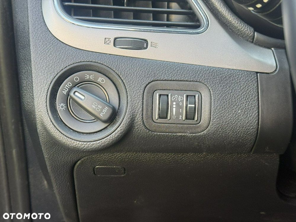 Fiat Freemont - 25