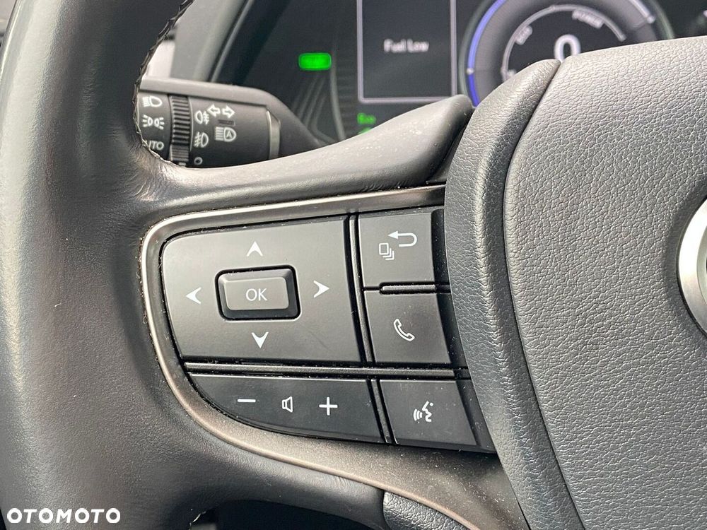 Lexus UX 250h GPF F Impression 2WD - 28