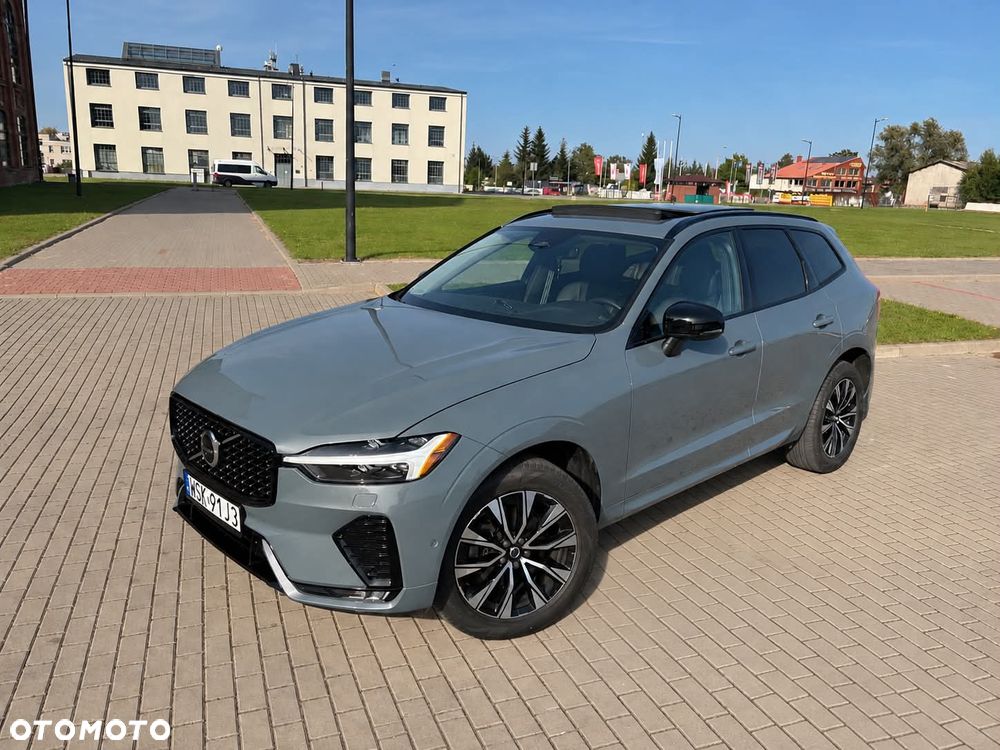 Volvo XC 60 B5 B AWD Plus Dark - 11