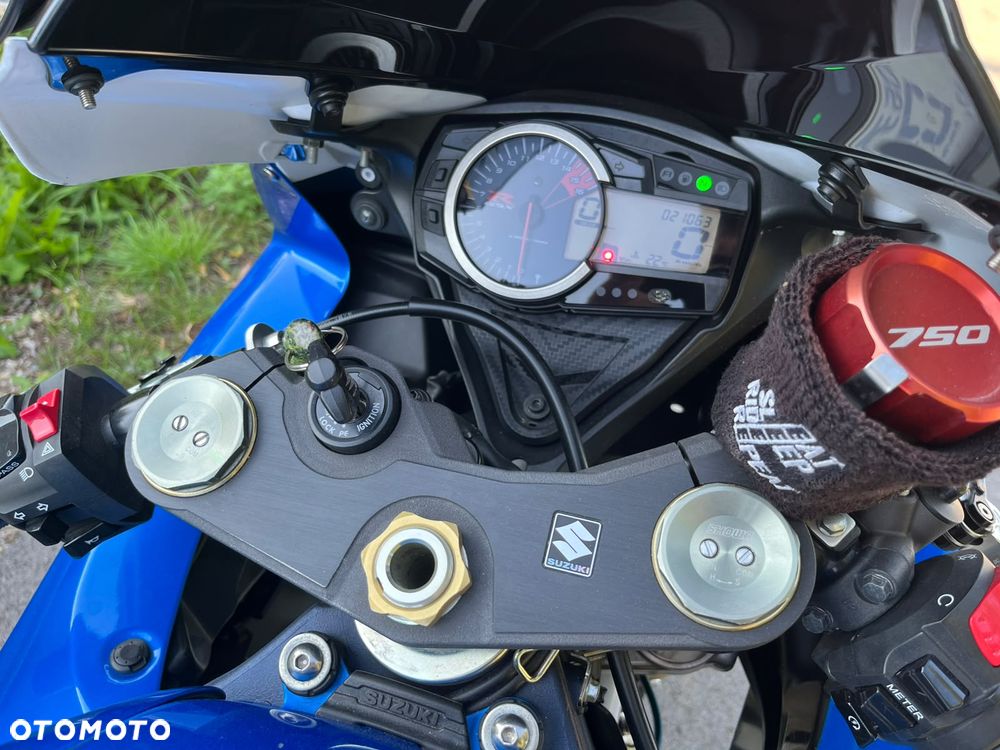 Suzuki GSX-R - 27