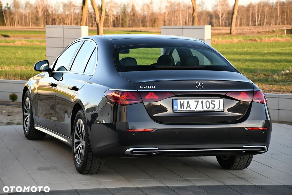 Mercedes-Benz Klasa E 200 Avantgarde - 15