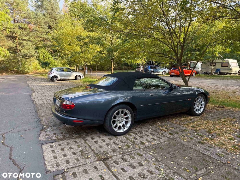 Jaguar XK XKR Cabriolet - 8