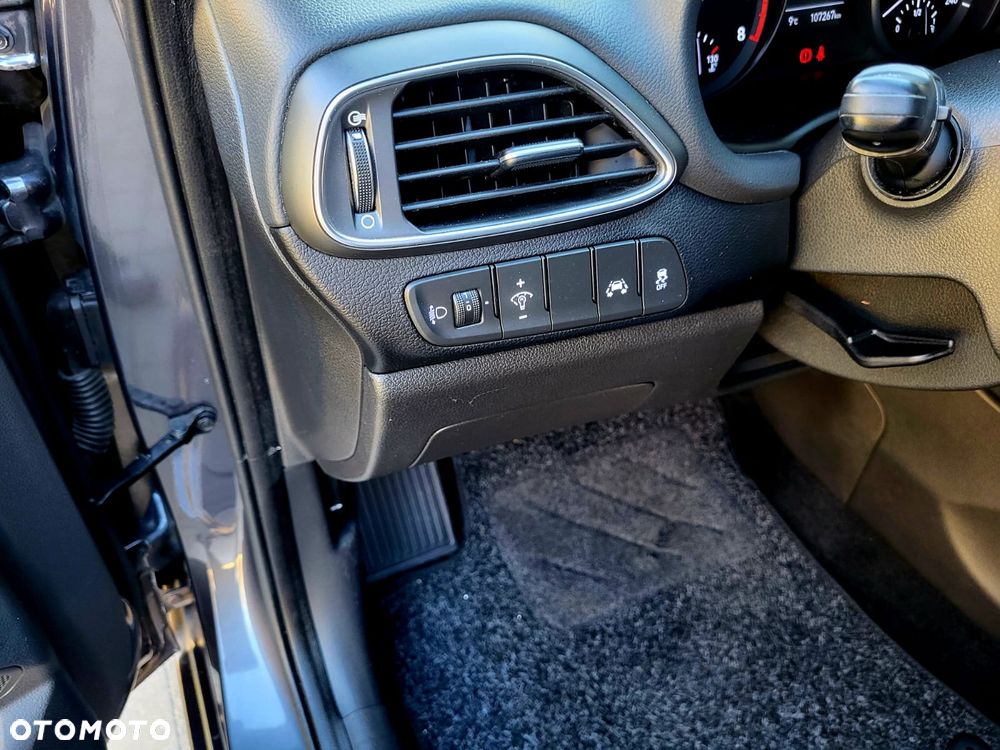 Hyundai i30 1.4 Classic - 14