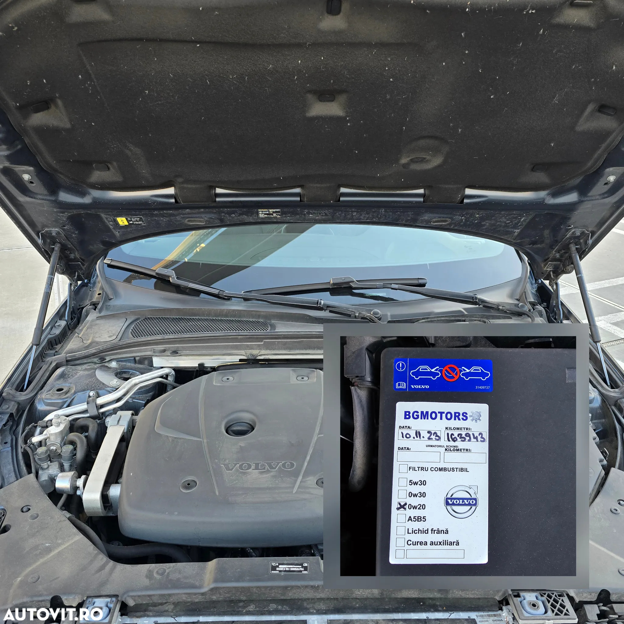Volvo V60 T8 AWD Twin Engine Geartronic R-Design - 28