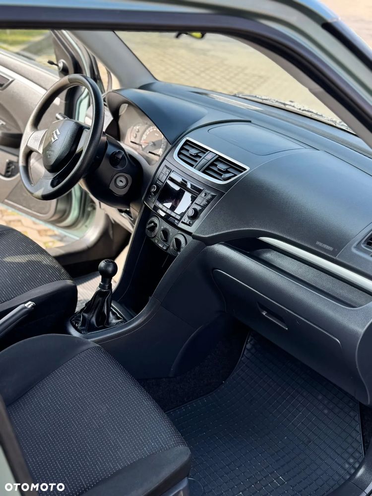 Suzuki Swift 1.2 Club - 13