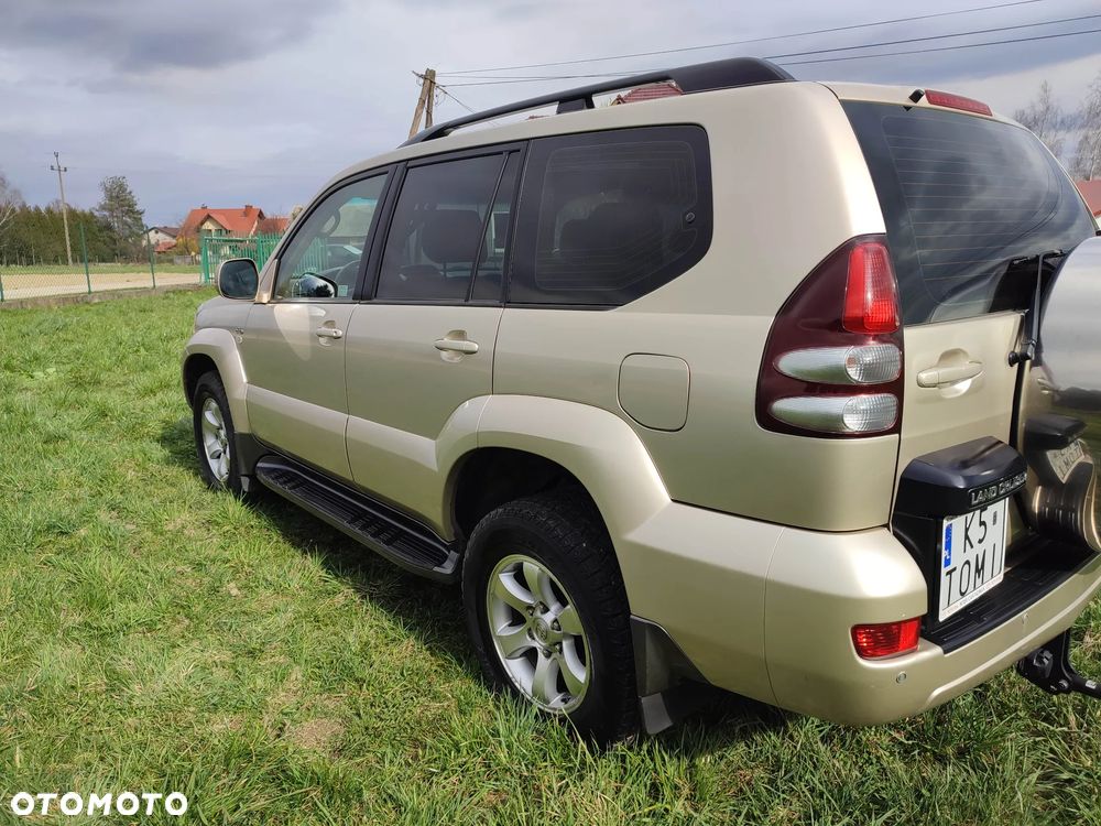 Toyota Land Cruiser 3.0 D Luna Platinium - 2
