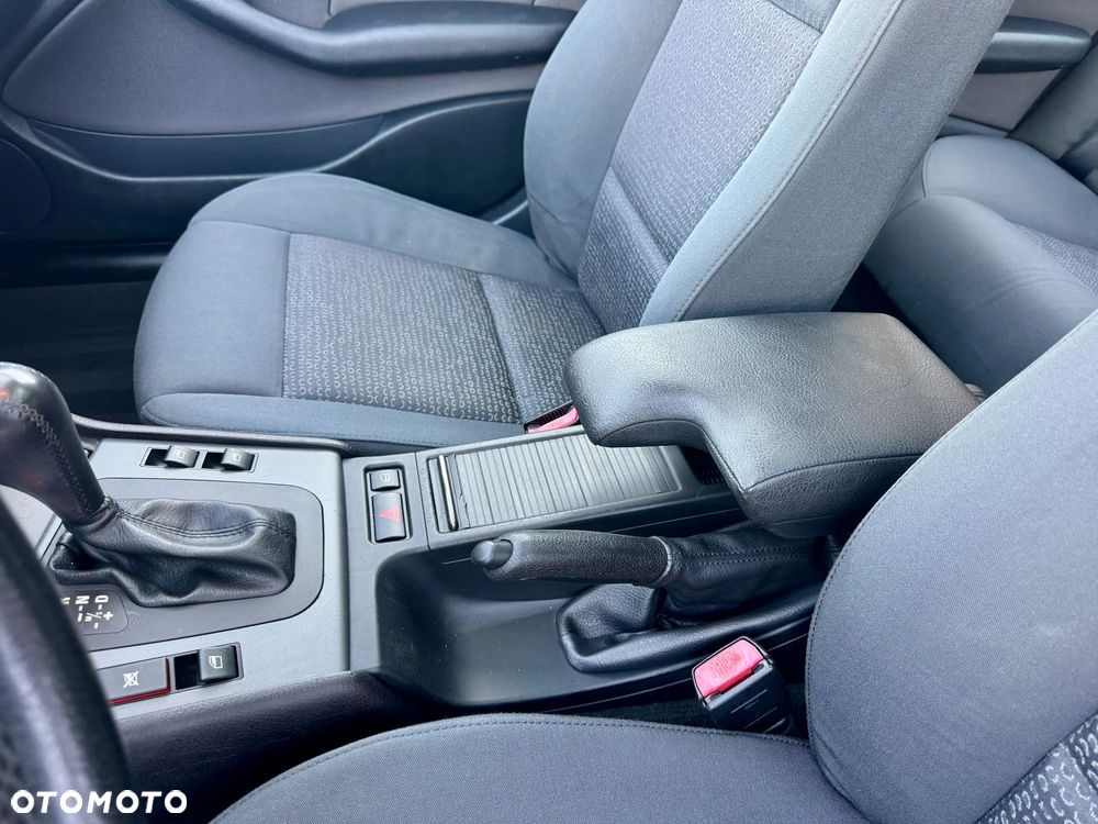 BMW Seria 3 - 23