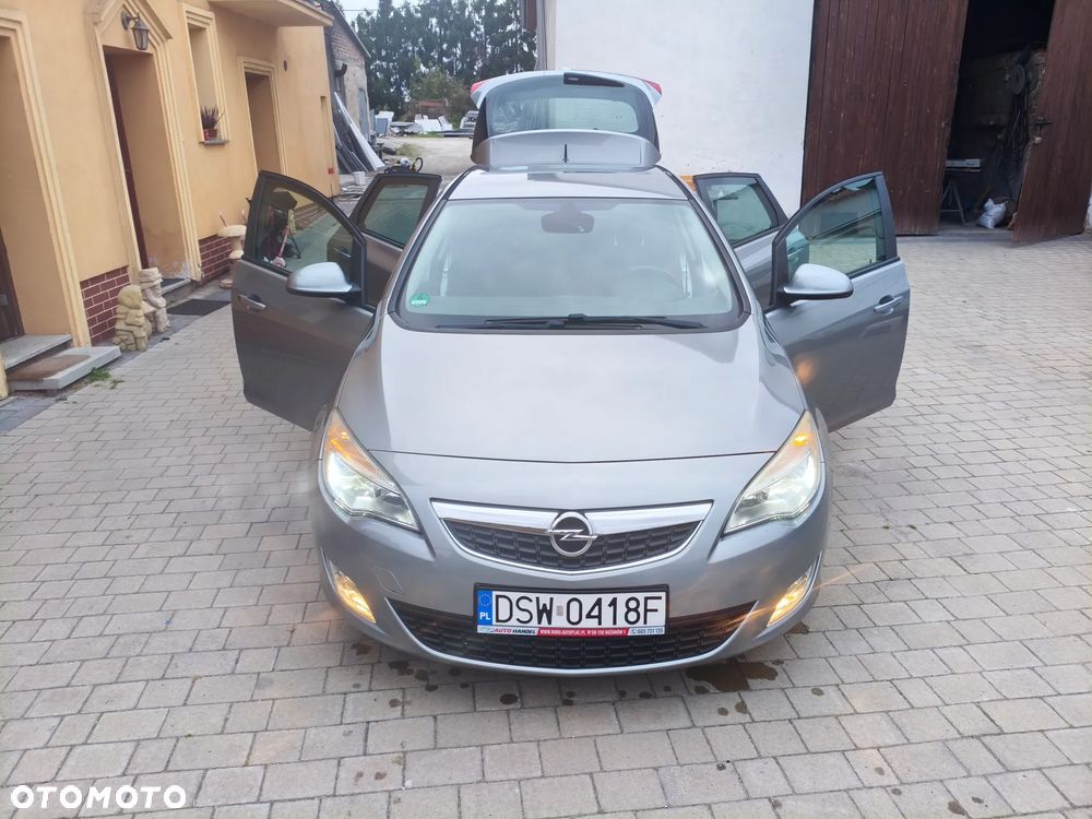 Opel Astra 1.4 Turbo Cosmo - 10