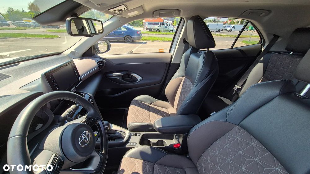 Toyota Yaris Cross - 24