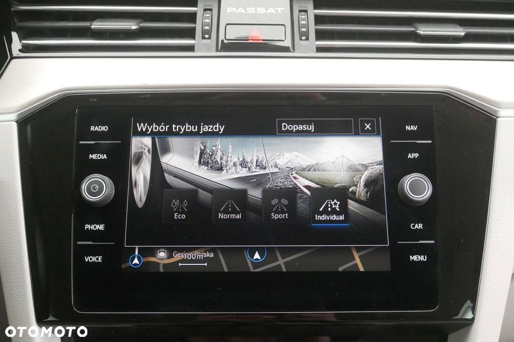 Volkswagen Passat Variant - 25