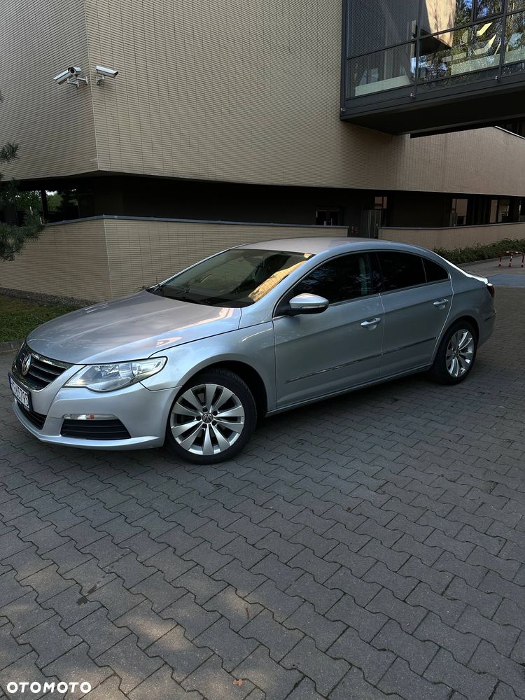 Volkswagen Passat CC - 8