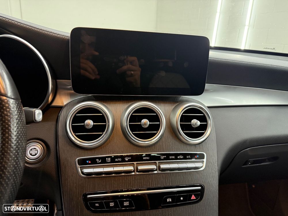 Mercedes-Benz GLC 220 d Coupe 4Matic 9G-TRONIC AMG Line - 19