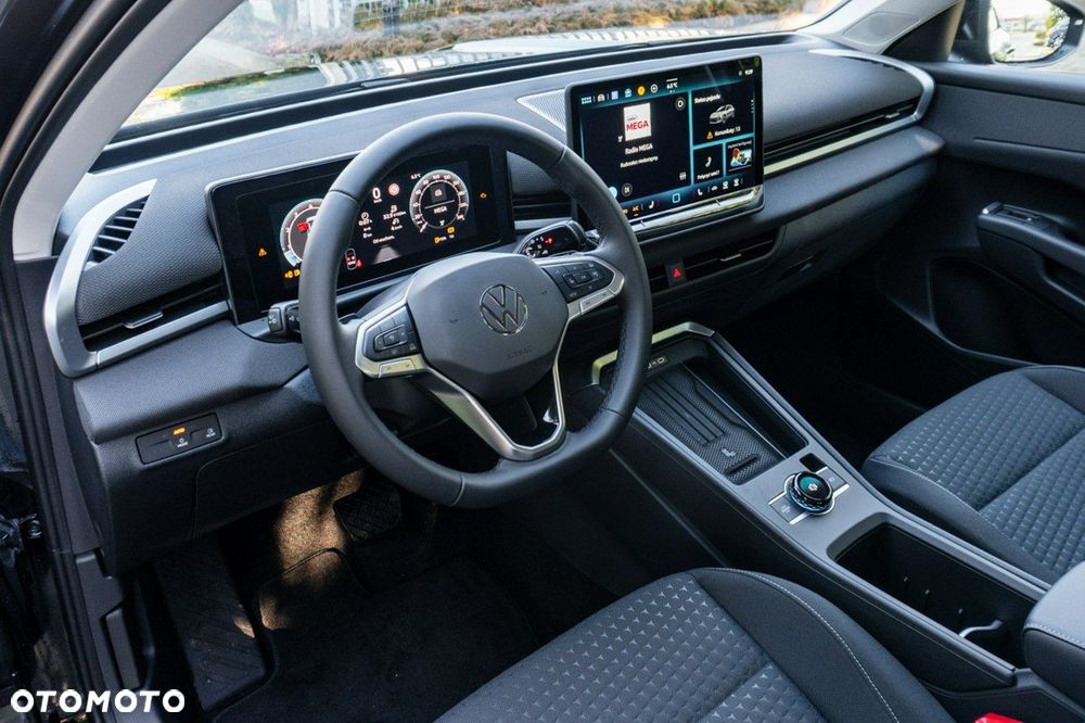 Volkswagen T-Roc - 17