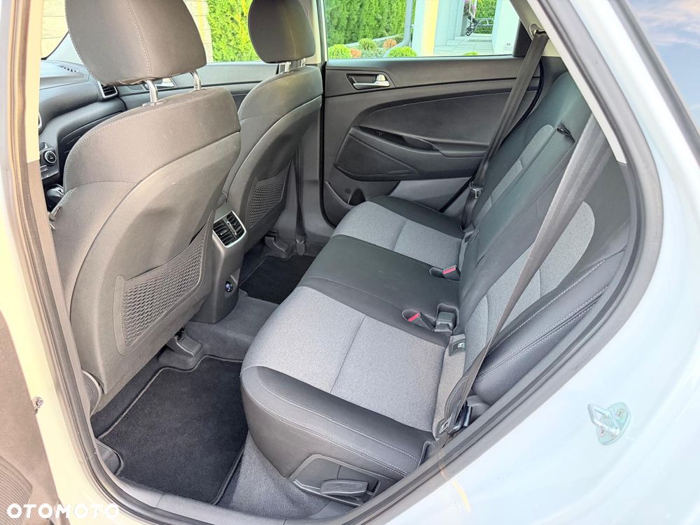 Hyundai Tucson 1.6 CRDi Style 2WD DCT - 17