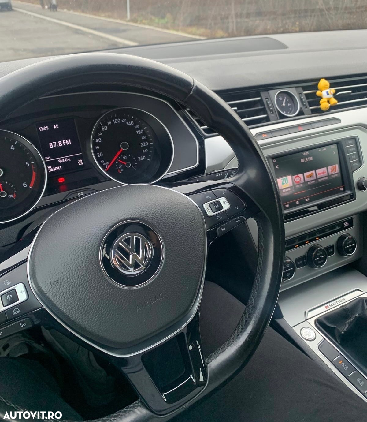 Volkswagen Passat Variant 2.0 TDI 4Motion Highline - 9
