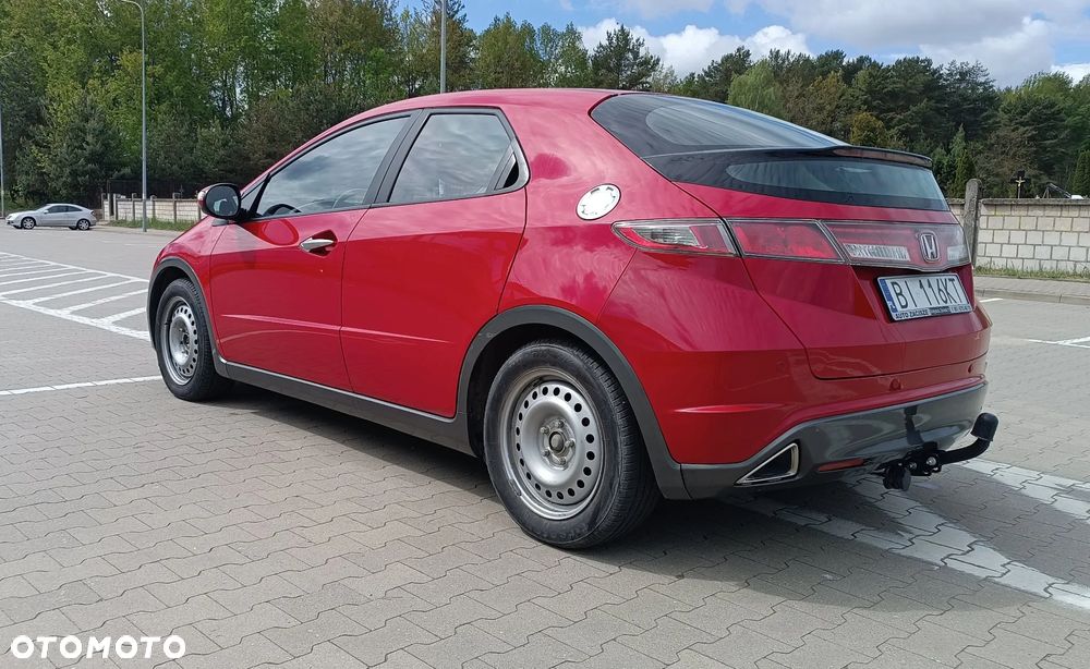 Honda Civic 1.4 i-VTEC - 3