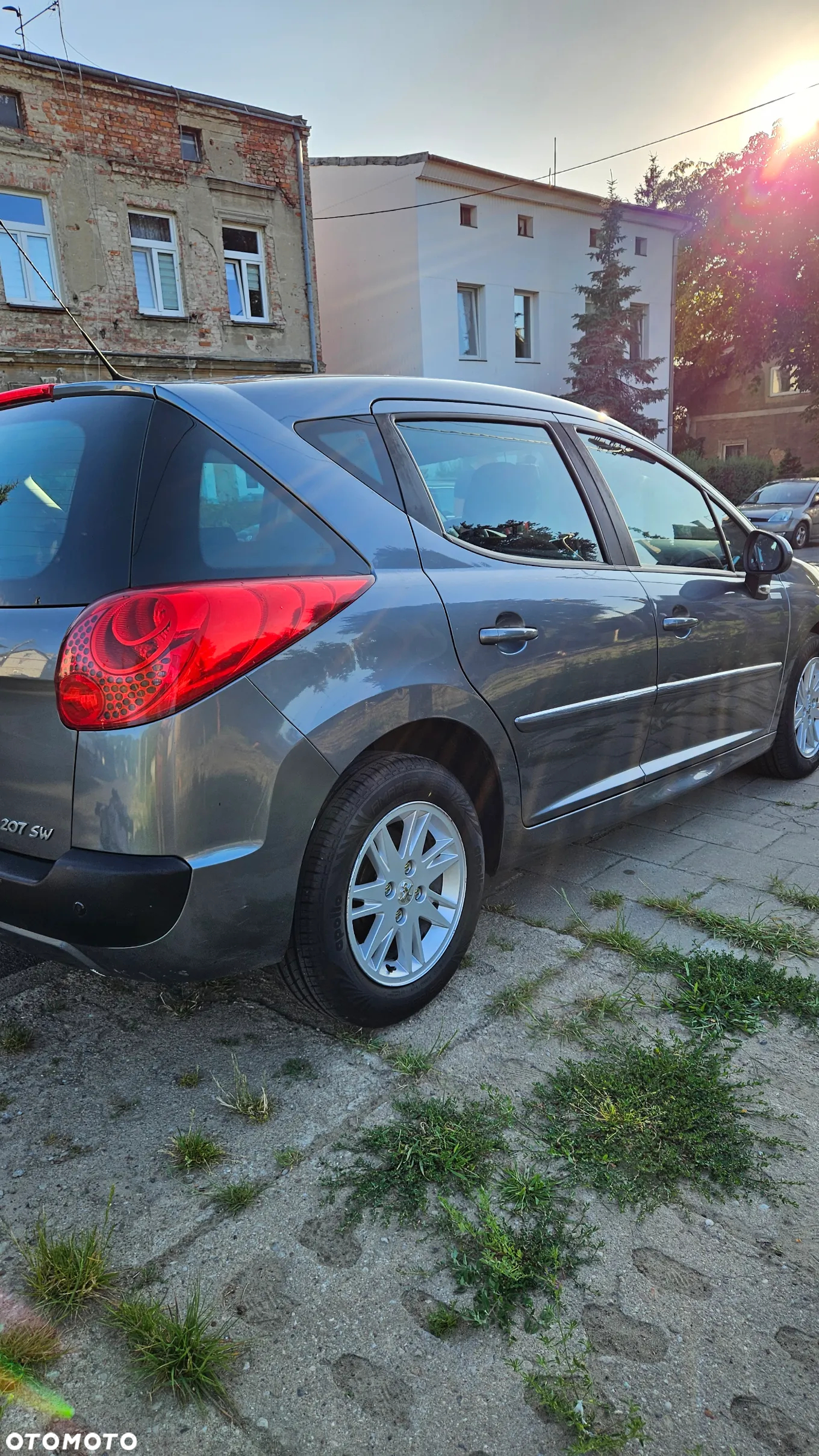 Peugeot 207 1.4 Millesim 200 - 6