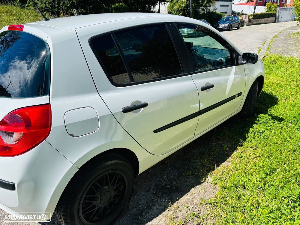 Renault Clio 1.5 dCi Dynamique - 6