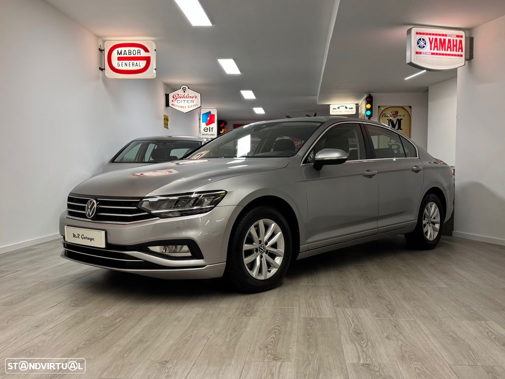 VW Passat 2.0 TDI Business DSG - 2