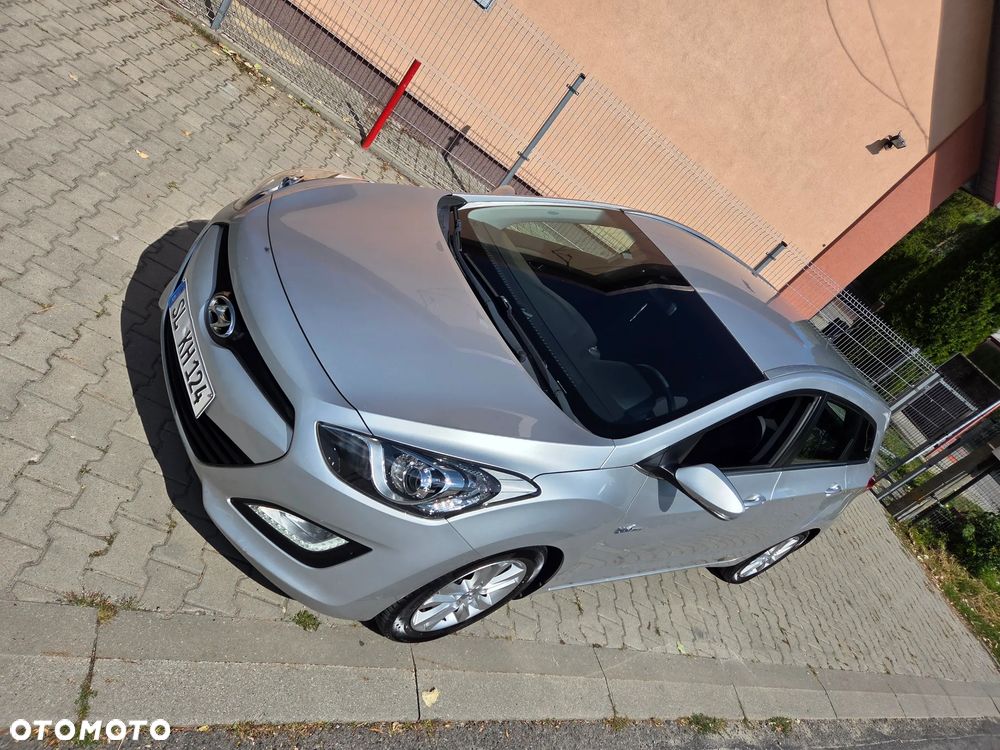 Hyundai i30 1.4 Fifa World Cup Edition - 13