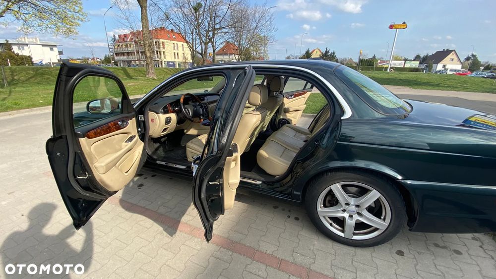 Jaguar XJ XJ6 2.7 D Executive - 11