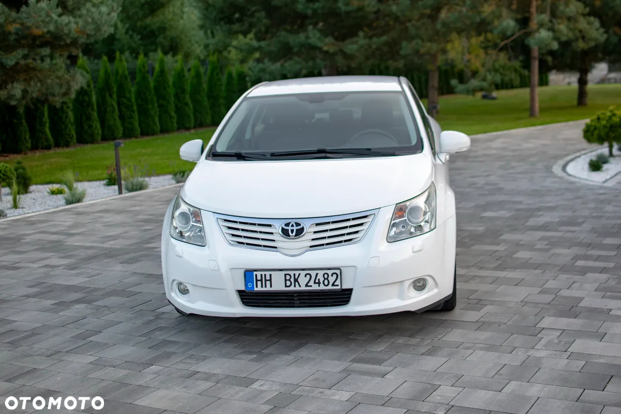 Toyota Avensis - 9