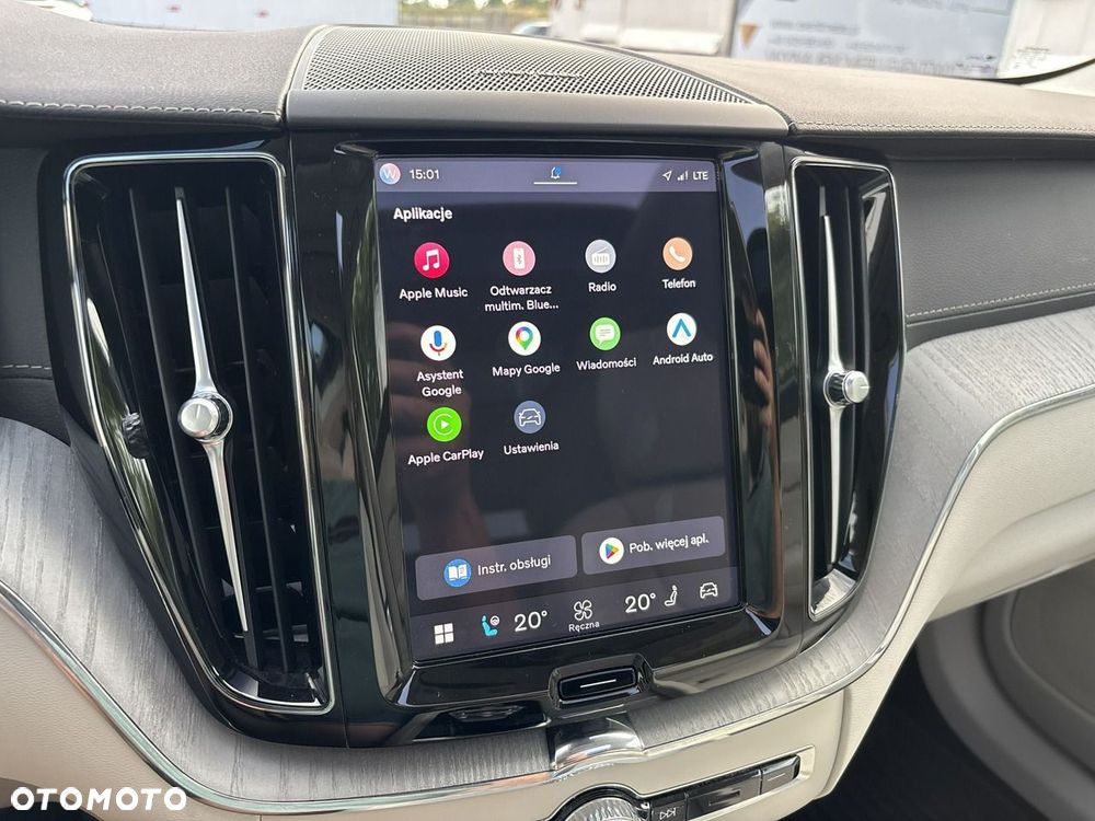 Volvo XC 60 T8 Plug-In Hybrid AWD Ultimate Bright - 24