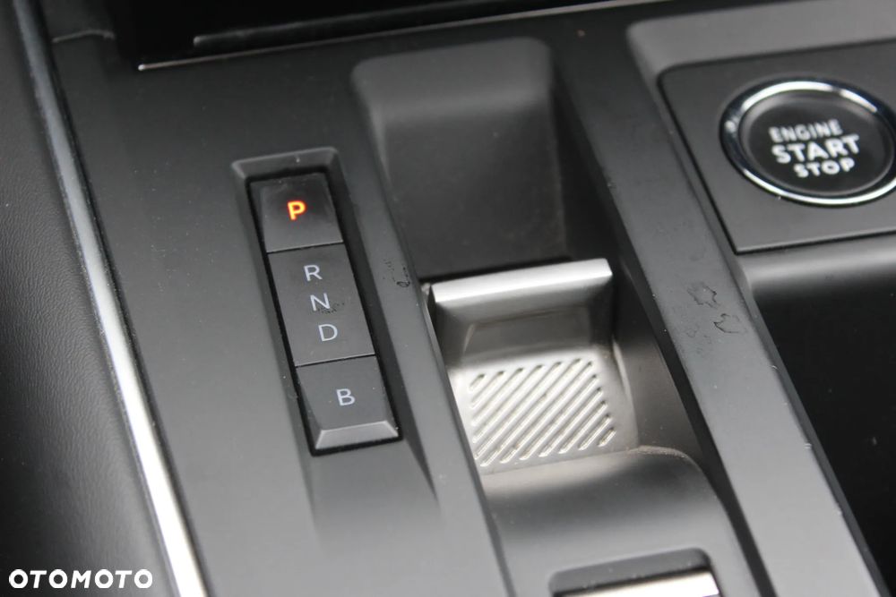 Citroën C5 Aircross 1.6 PureTech Shine EAT8 - 36
