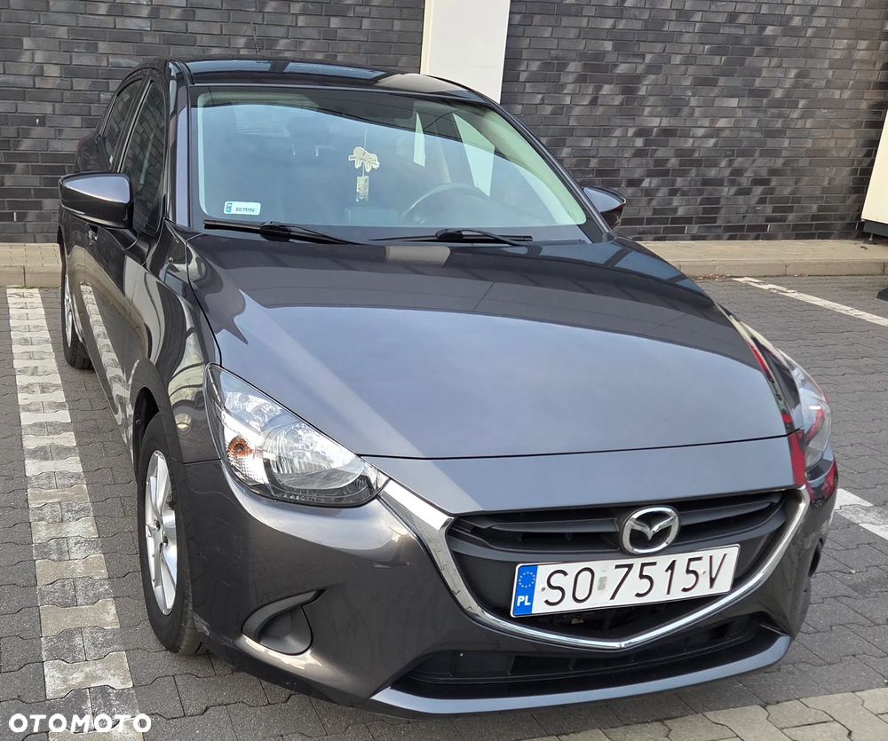 Mazda 2 2017 photo 4