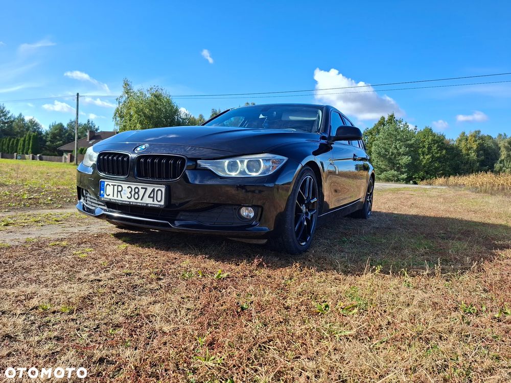 BMW Seria 3 318d Touring - 5