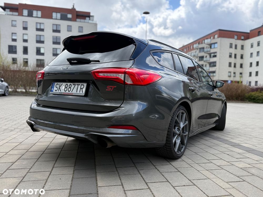 Ford Focus 2.3 EcoBoost ST X - 5