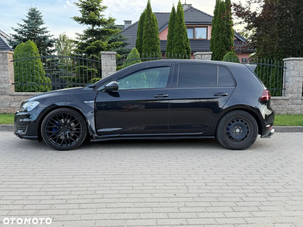 Volkswagen Golf - 7