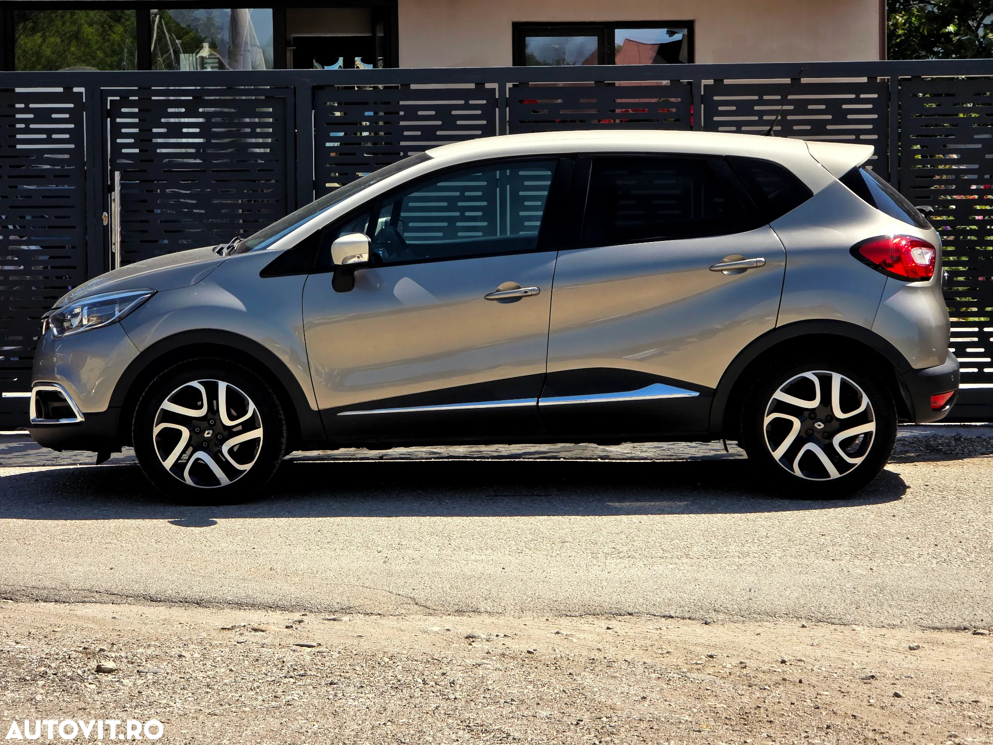 Renault Captur dCi Intens - 7